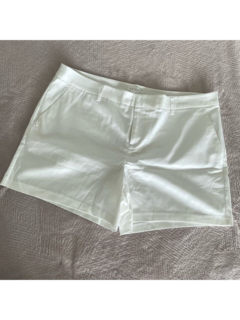 Venus Women’s White Shorts